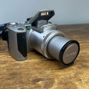 Fujifilm FinePix 4900Z Digital SLR Camera 6x Zoom Silver